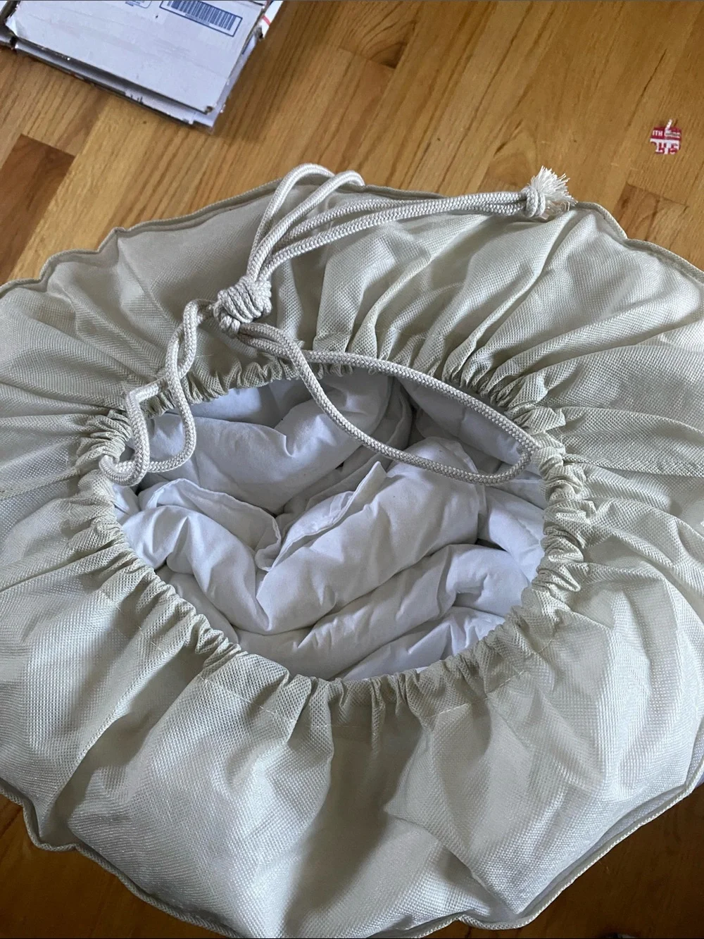 NWT Casaluna White Down Alternative Comforter - King.